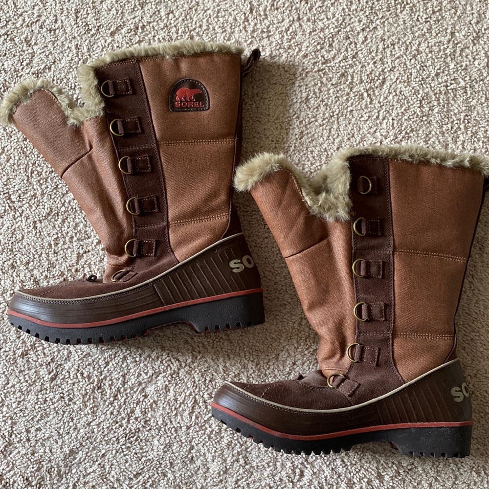 Sorel Tivoli High winter boot sz:9